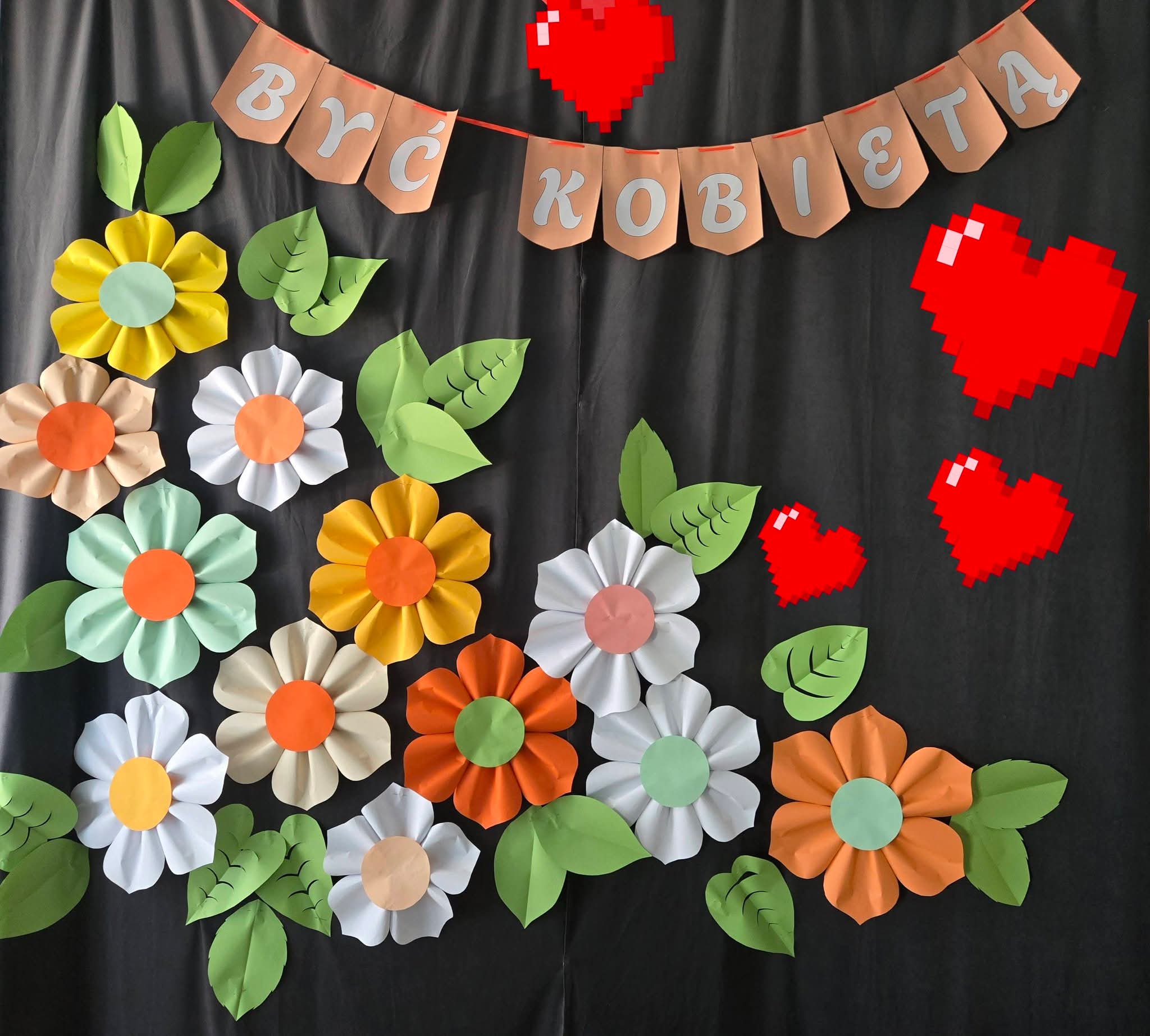 Więcej o: Dzień Kobiet